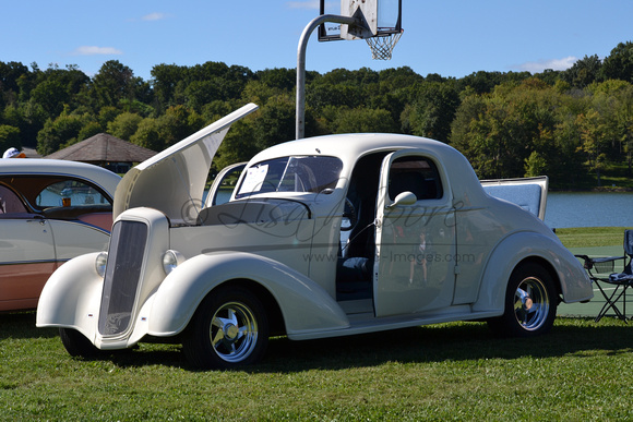 1935 CHEVY MASTER DELUXE SPORT COUPE